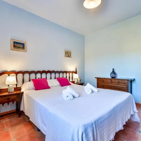 Guzman - Petra Villa