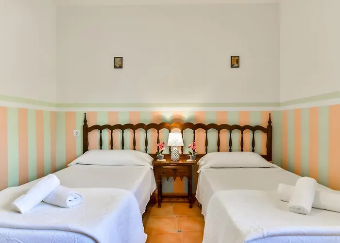 Guzman - Petra Willa *