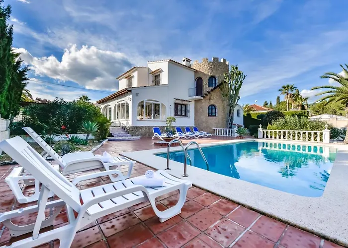 Willa Guzman - Petra