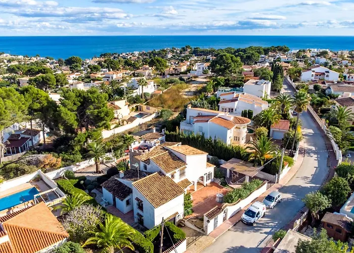 Willa Guzman - Petra Benissa